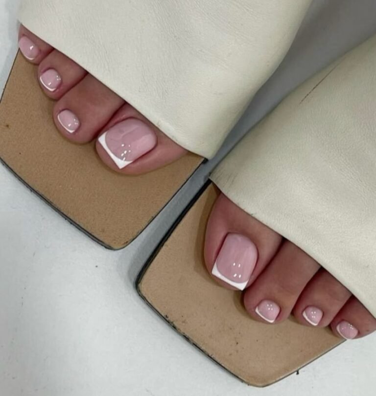 French pedicure at Zuri Beauty Lounge, Jumeirah 1, Dubai